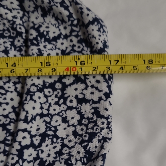 Old Navy Navy and White Floral Sundress MEDIUM NWT - Picture 9 of 11